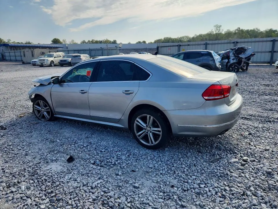 2012 VOLKSWAGEN PASSAT SEL  