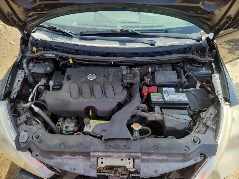 2011 NISSAN VERSA 1.8 S  