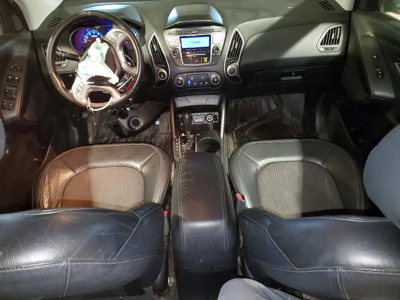 2010 HYUNDAI TUCSON GLS  