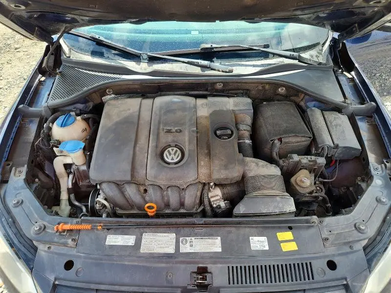 2012 VOLKSWAGEN PASSAT SE  
