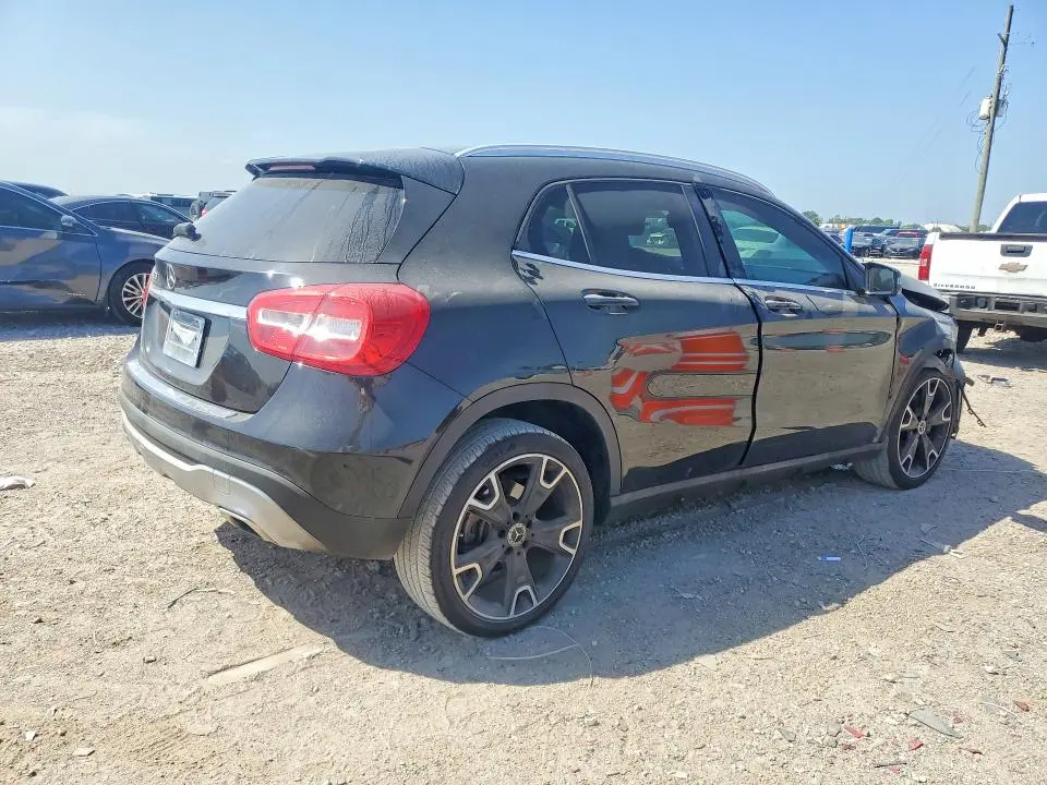 2020 MERCEDES-BENZ GLA 250  