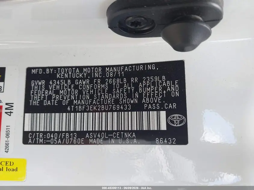2011 TOYOTA CAMRY LE