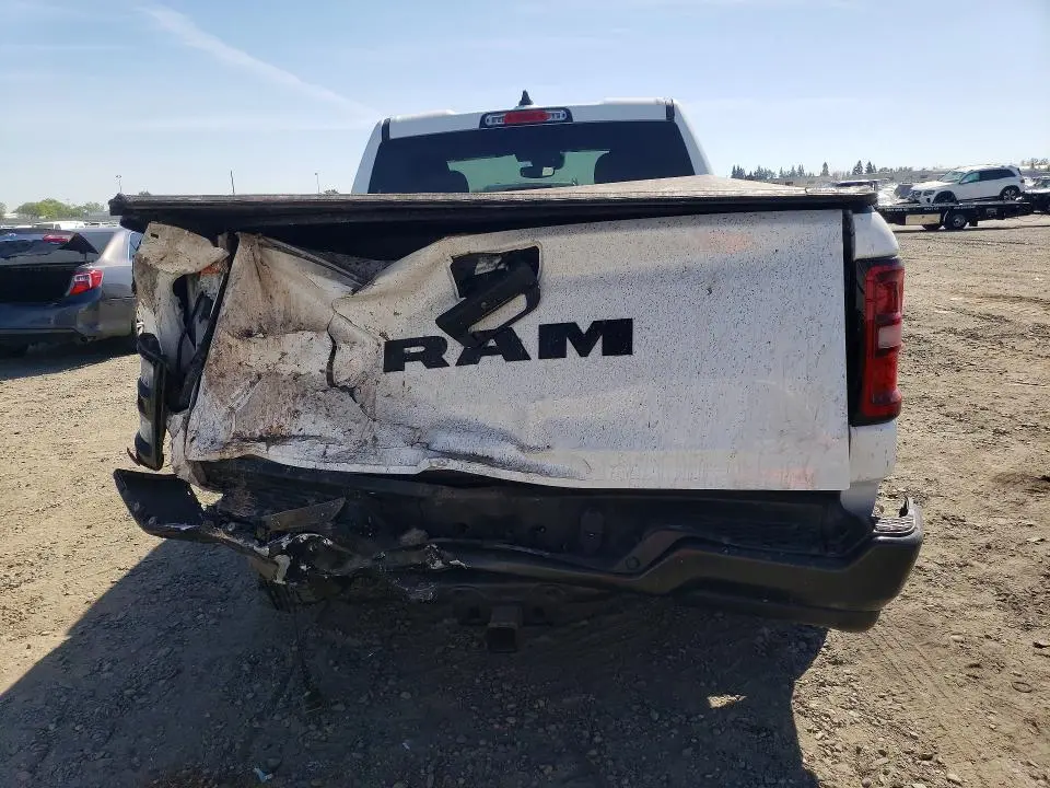 2025 RAM 1500 TRADESMAN  