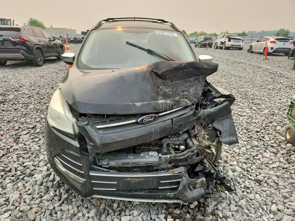 2015 FORD ESCAPE SE  