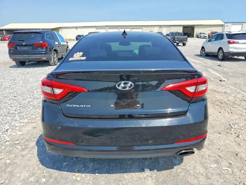 2017 HYUNDAI SONATA SE  