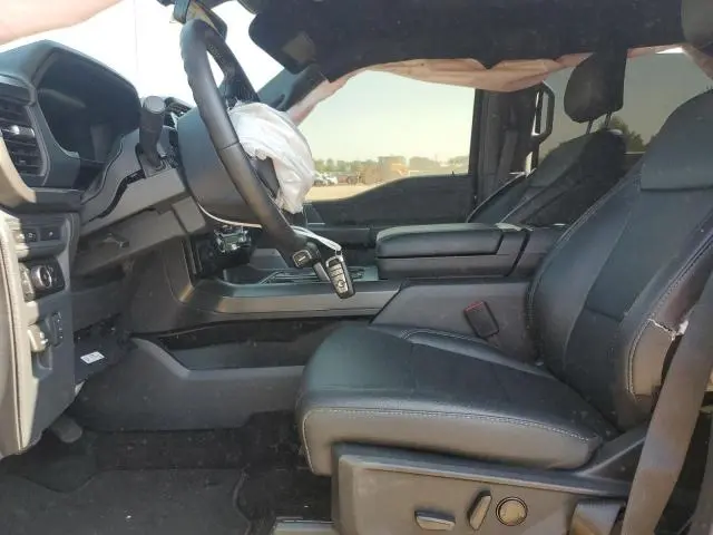 2024 FORD F150 XLT  