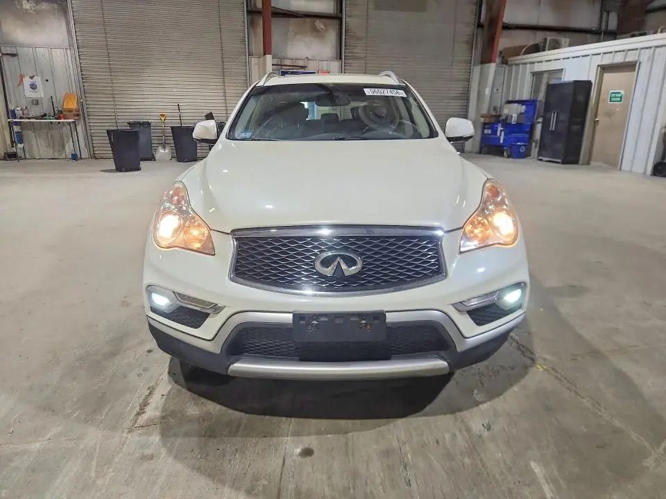 2017 INFINITI QX50 BASE  