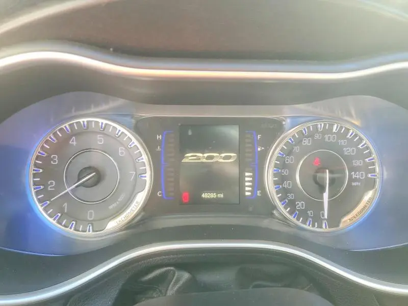 2017 CHRYSLER 200 LIMITED  