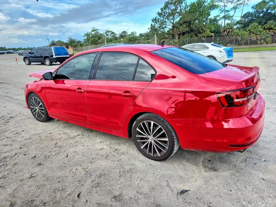 2016 VOLKSWAGEN JETTA SPORT  