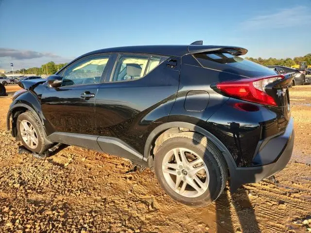 2020 TOYOTA C-HR XLE  