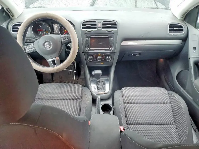 2011 VOLKSWAGEN GOLF   