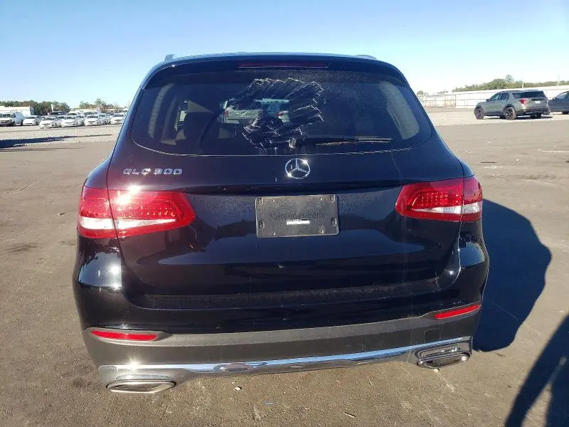 2018 MERCEDES-BENZ GLC 300  