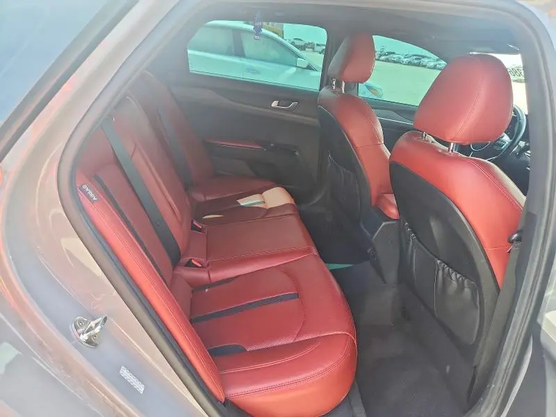 2022 KIA K5 GT LINE  