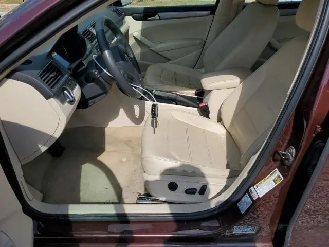 2013 VOLKSWAGEN PASSAT S