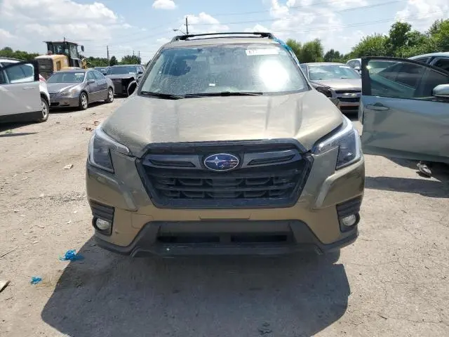 2023 SUBARU FORESTER LIMITED  