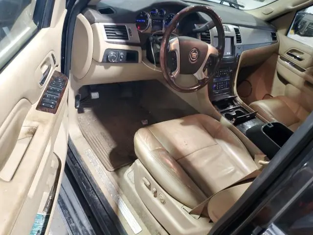 2013 CADILLAC ESCALADE ESV LUXURY  
