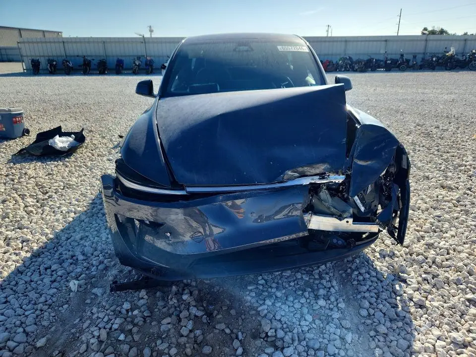 2026 TESLA MODEL Y   