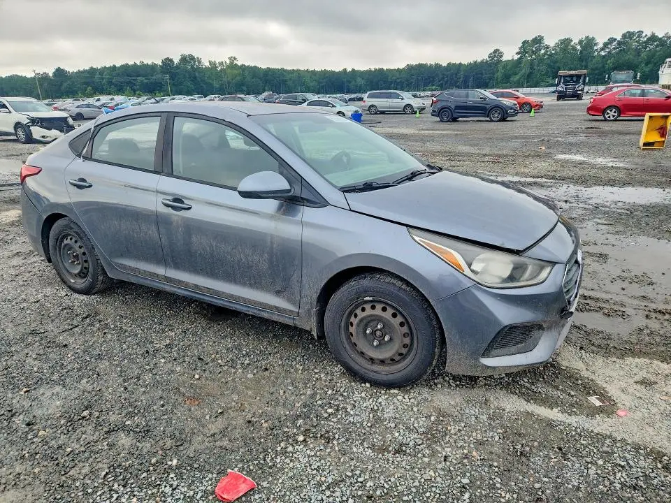 2018 HYUNDAI ACCENT SE  