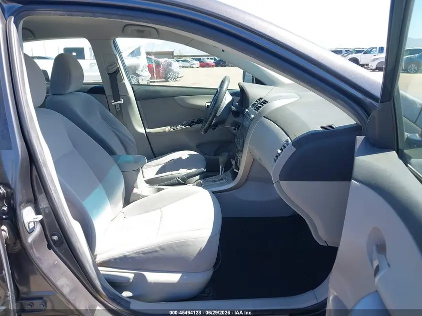 2011 TOYOTA COROLLA LE