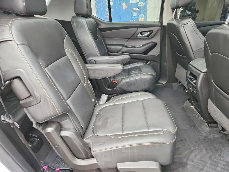 2021 CHEVROLET TRAVERSE RS  