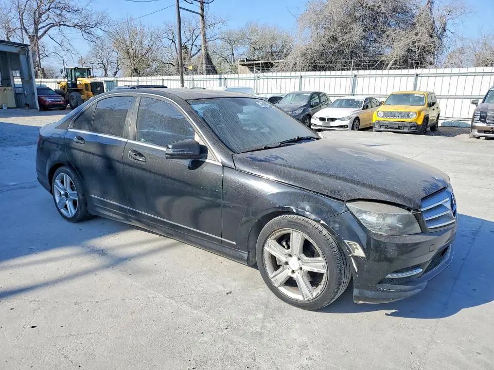 2011 MERCEDES-BENZ C 300  