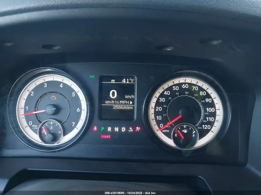 2016 RAM 1500 EXPRESS