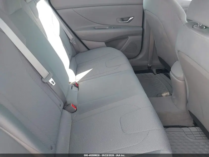 2021 HYUNDAI ELANTRA SE