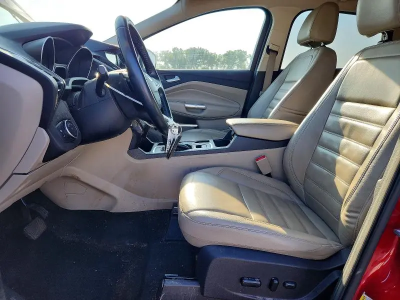 2017 FORD ESCAPE TITANIUM  