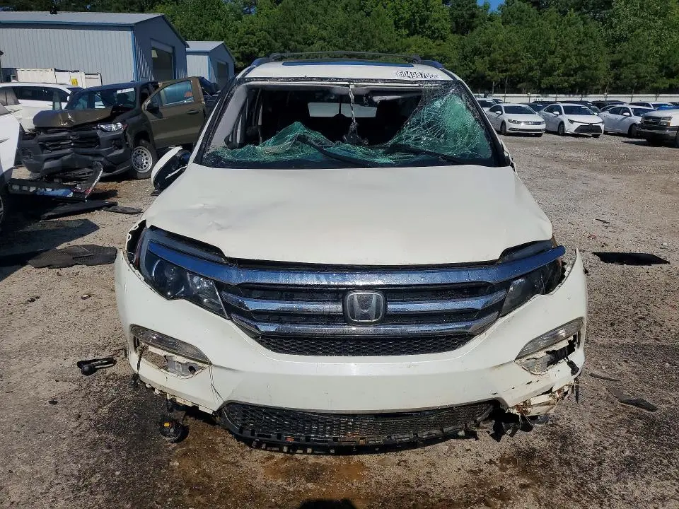 2018 HONDA PILOT TOURING  