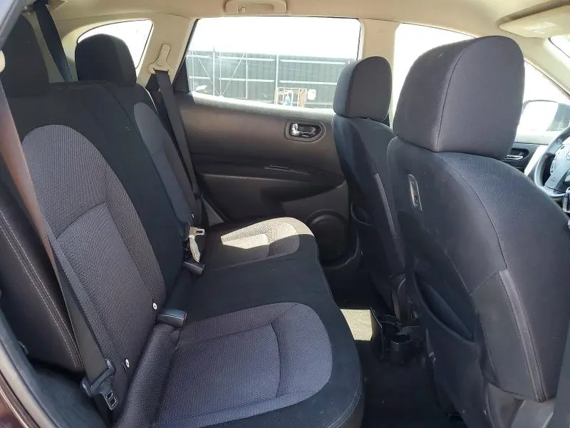 2012 NISSAN ROGUE S  