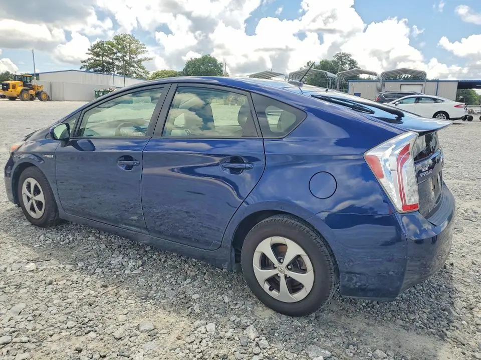 2013 TOYOTA PRIUS THREE  