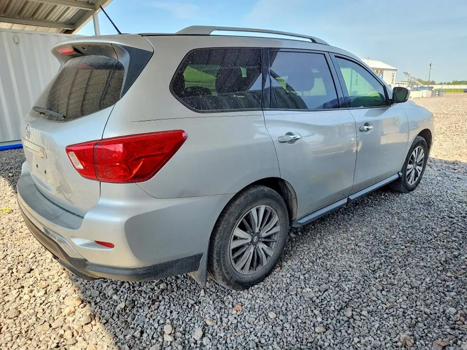 2017 NISSAN PATHFINDER S  