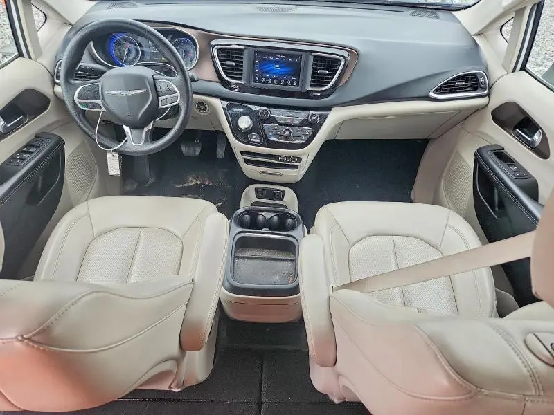 2021 CHRYSLER VOYAGER LXI  