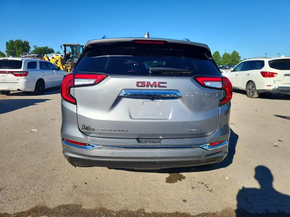 2024 GMC TERRAIN DENALI  