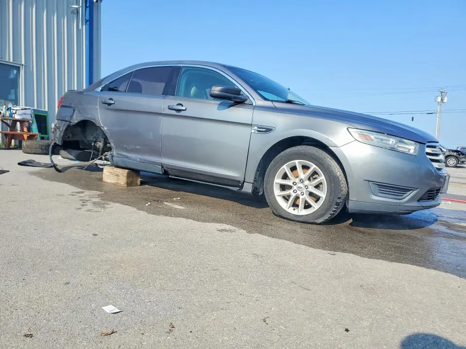 2014 FORD TAURUS SE  