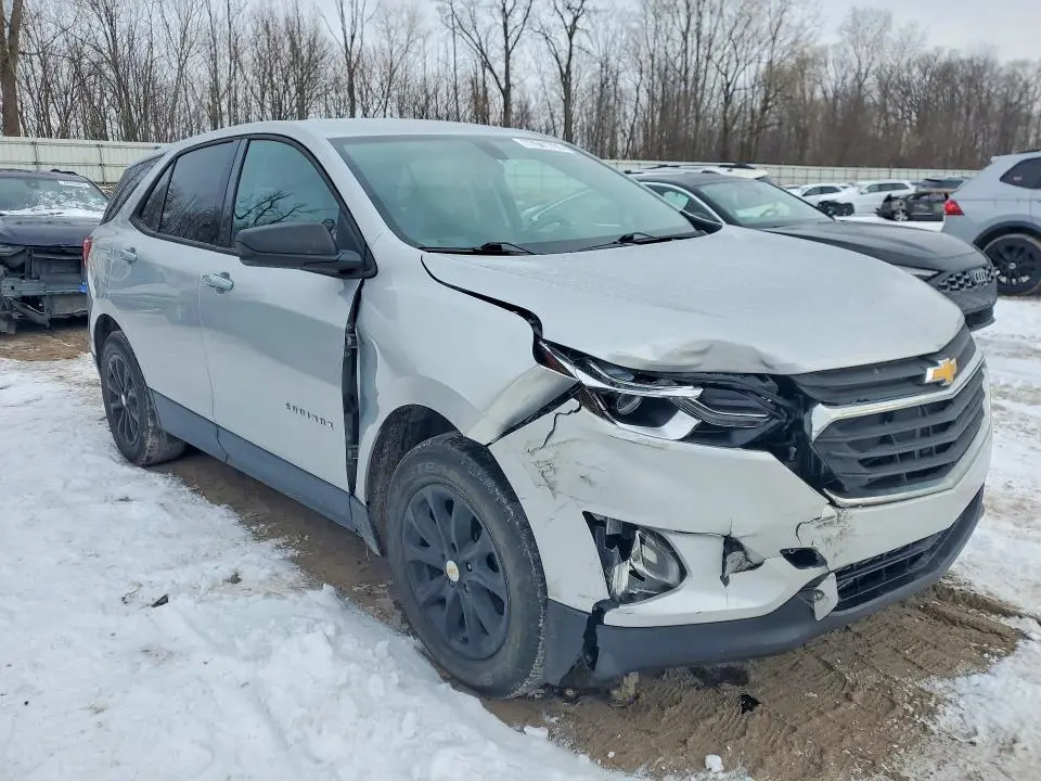 2018 CHEVROLET EQUINOX LS  