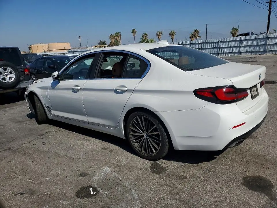 2021 BMW 530E   