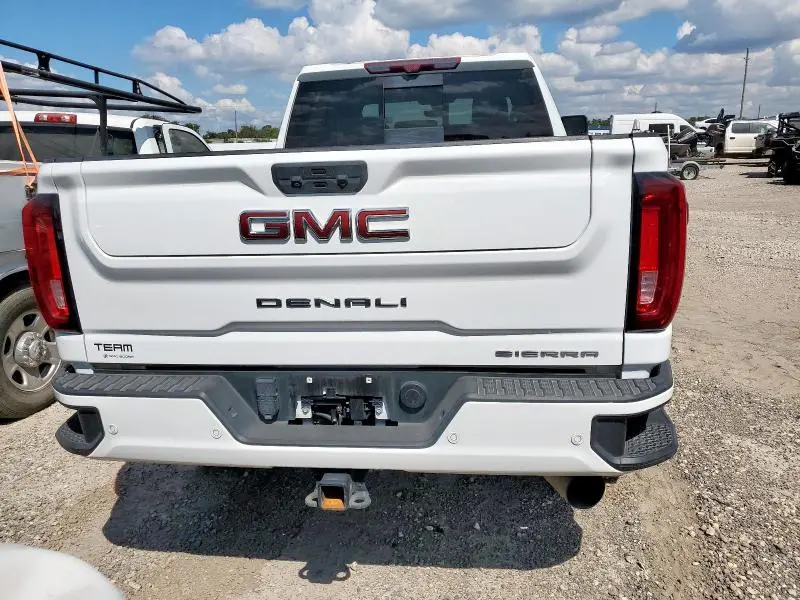 2021 GMC SIERRA K2500 DENALI  