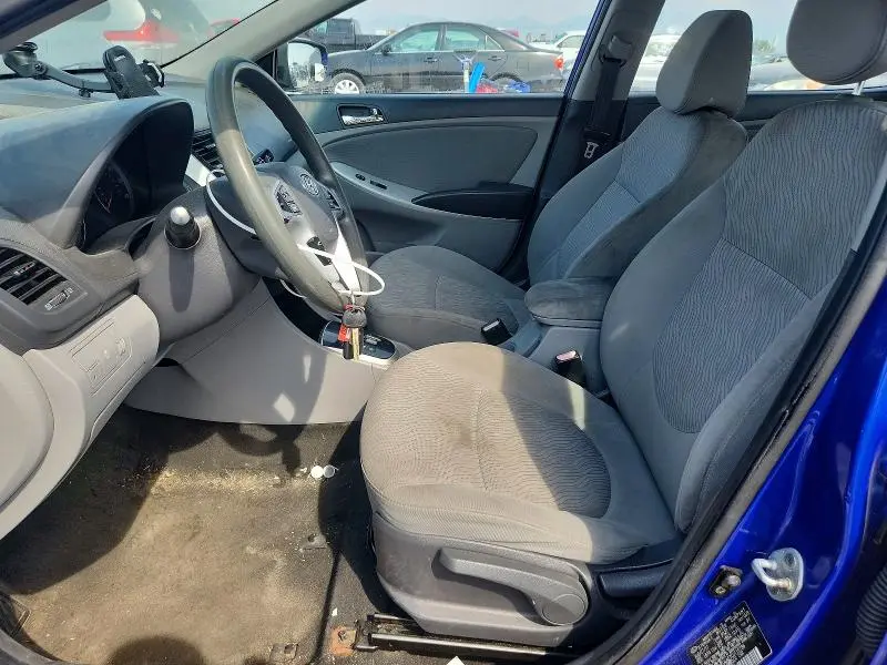 2012 HYUNDAI ACCENT GLS  