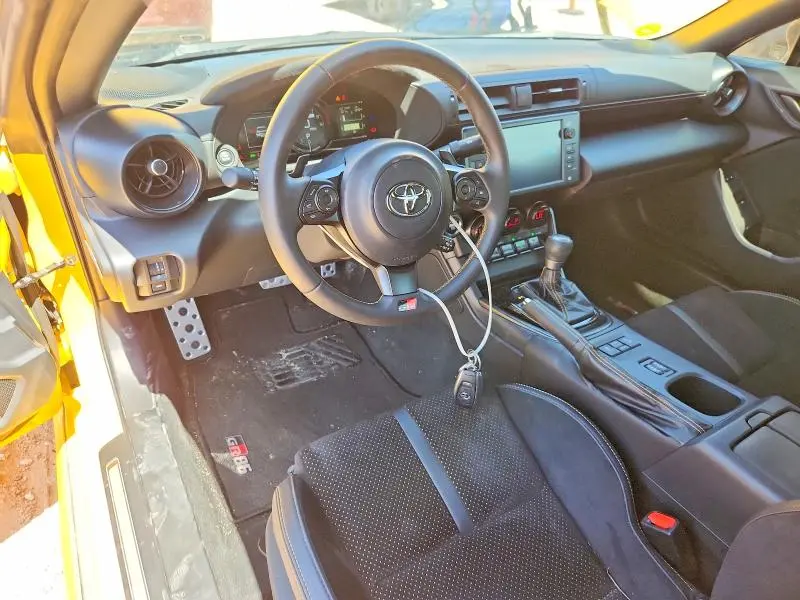2026 TOYOTA GR 86 YUZU EDITION  