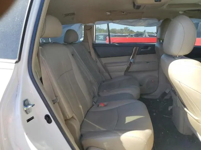 2011 TOYOTA HIGHLANDER LIMITED  