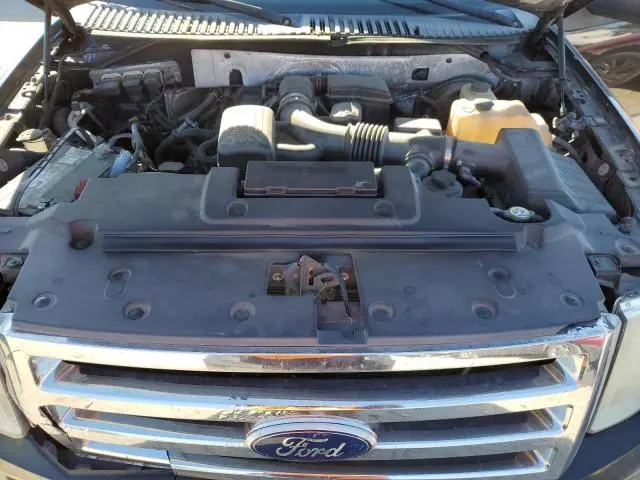 2011 FORD EXPEDITION XLT  
