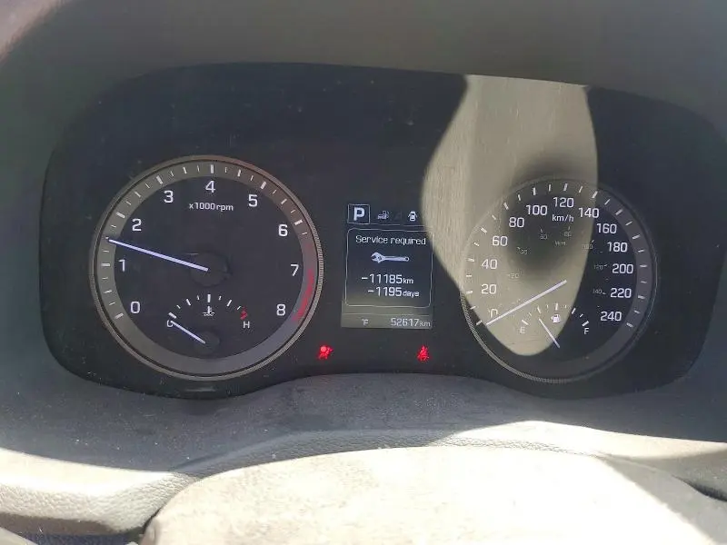 2017 HYUNDAI TUCSON SE  