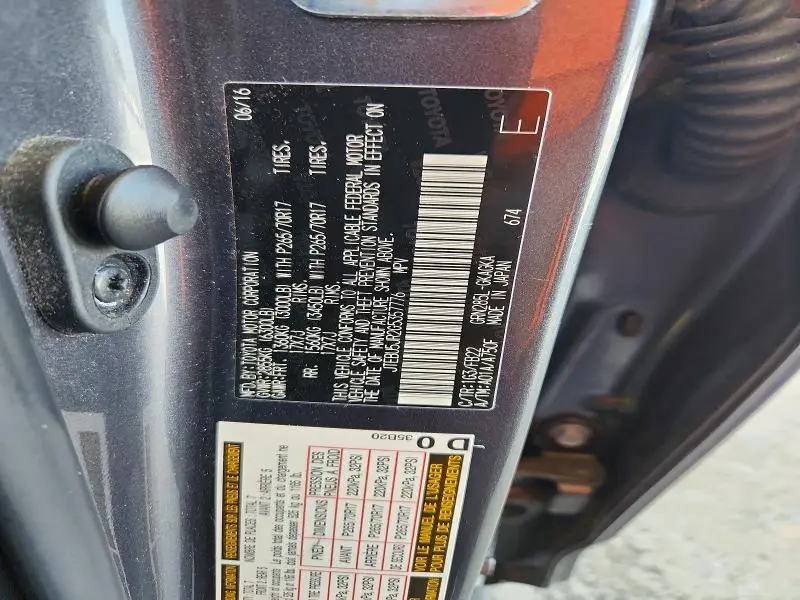 2016 TOYOTA 4RUNNER SR5  