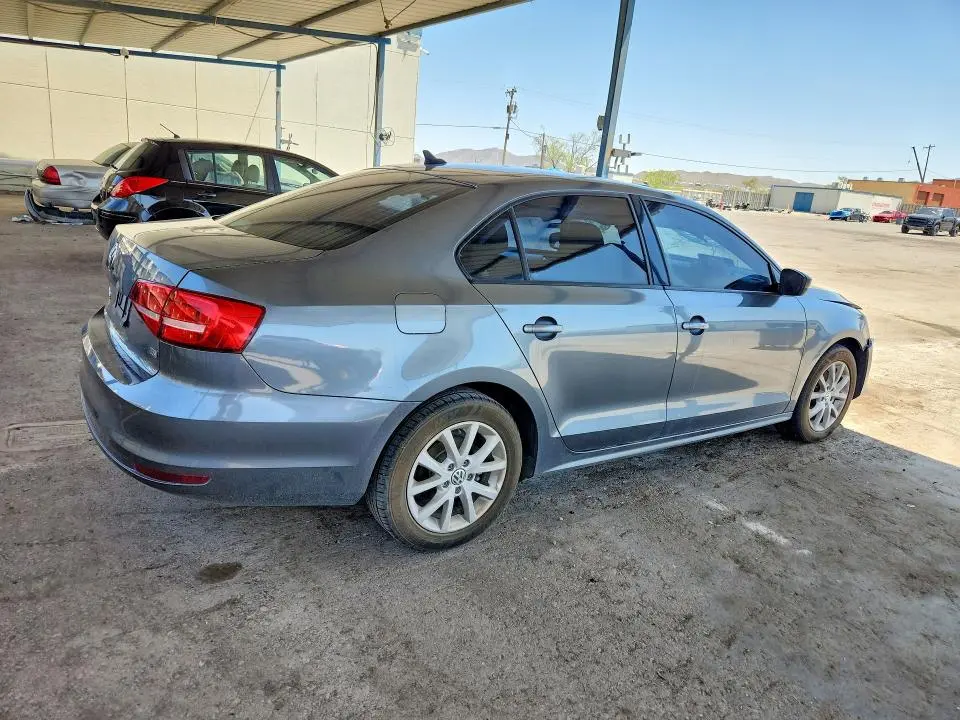 2015 VOLKSWAGEN JETTA SE  