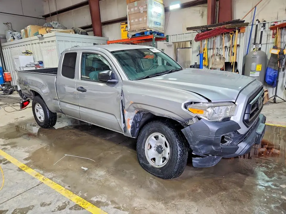 2020 TOYOTA TACOMA SR  