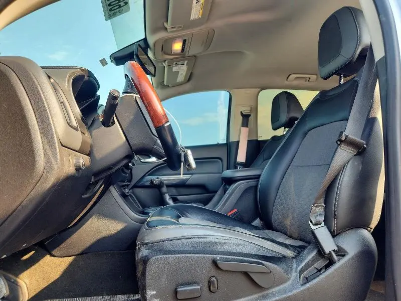 2015 CHEVROLET COLORADO Z71  