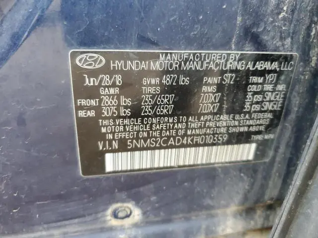 2019 HYUNDAI SANTA FE SE  