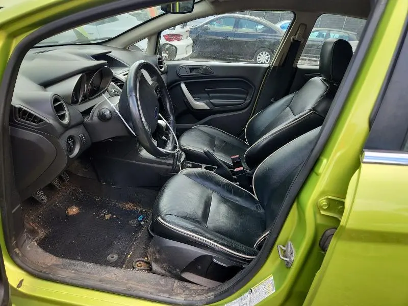 2011 FORD FIESTA SES  