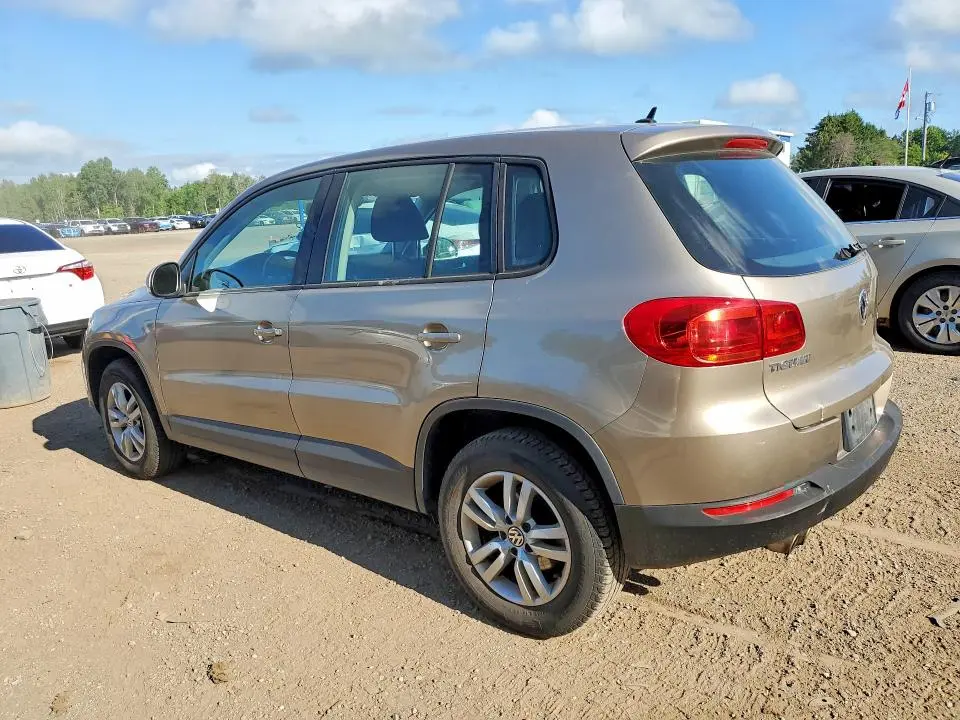 2015 VOLKSWAGEN TIGUAN S  